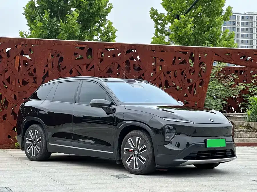 NIO ES7