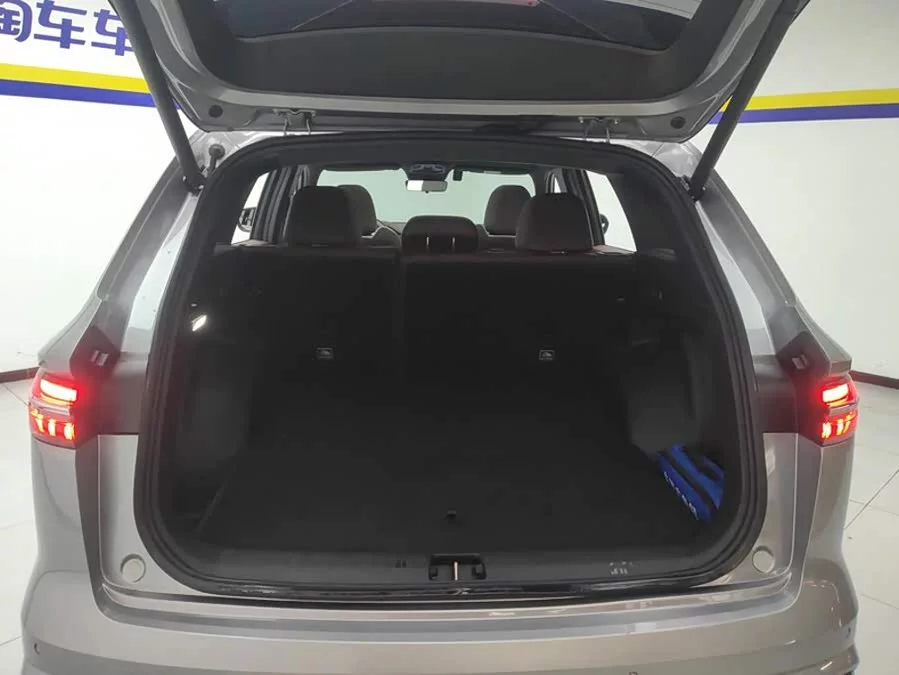 Geely Xingyue L