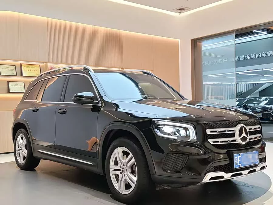 Mercedes Benz GLB
