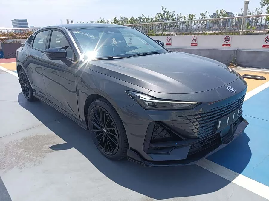 Changan UNI-V