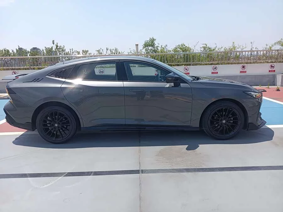 Changan UNI-V