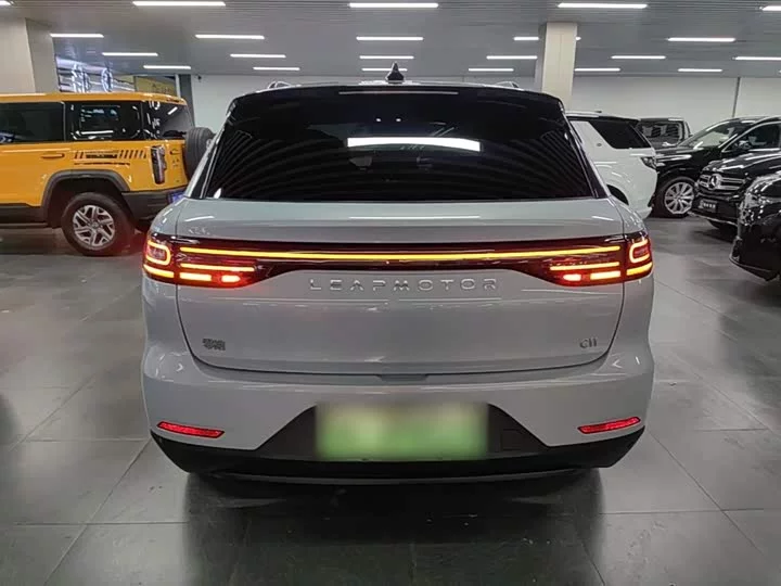 Leapmotor Zero running C11