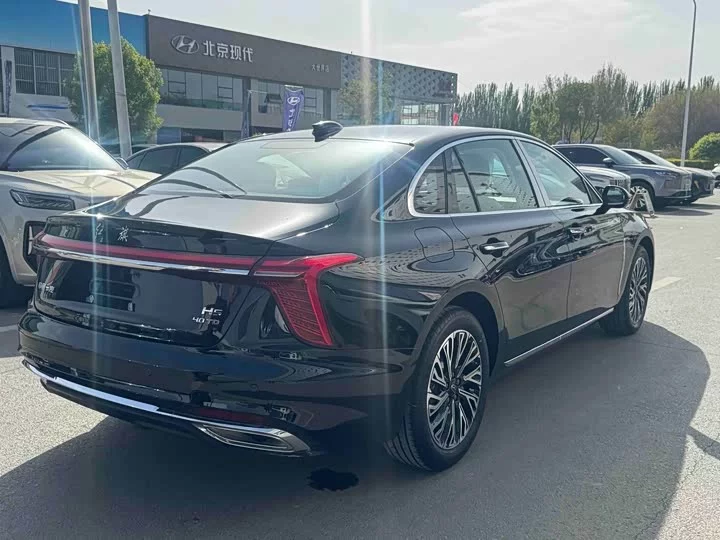 Hongqi H5