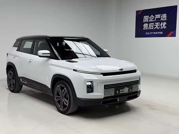 Geely ICON