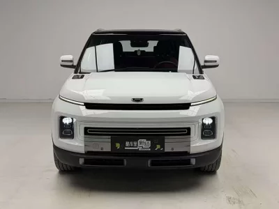 Geely ICON