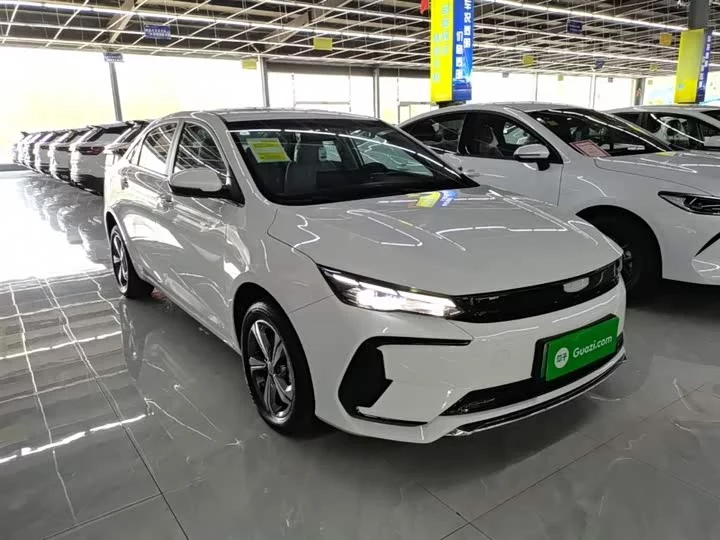 Geely Emgrand L HiP