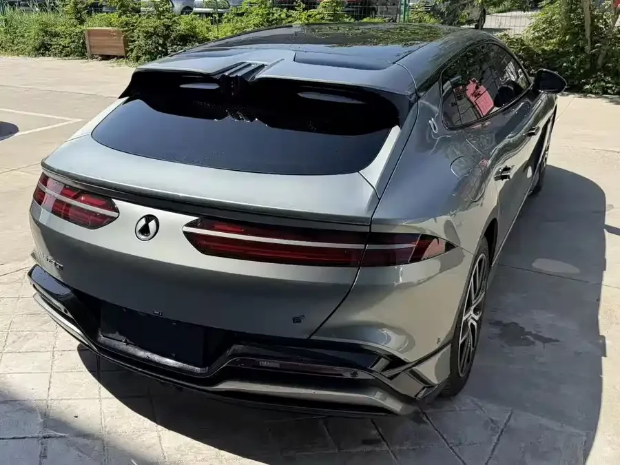 BYD Z9GT
