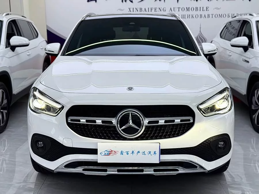 Mercedes Benz GLA