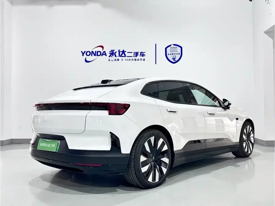 Polestar 4