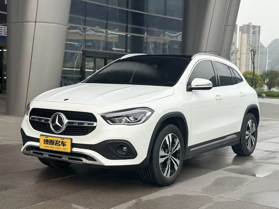 Mercedes Benz GLA