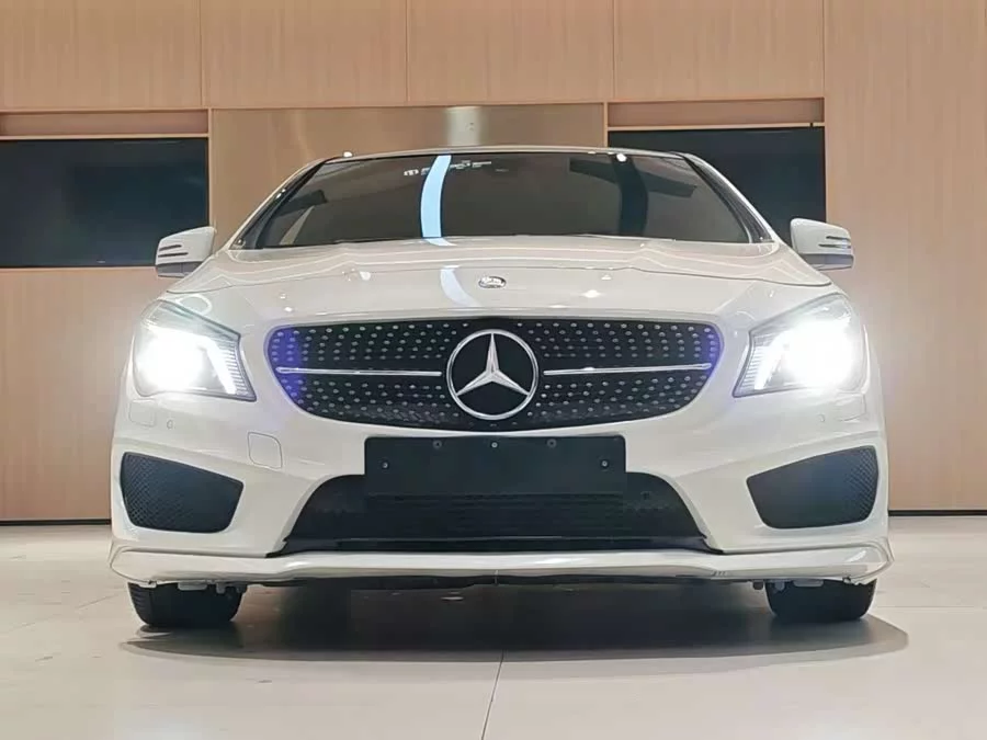 Mercedes-Benz CLA