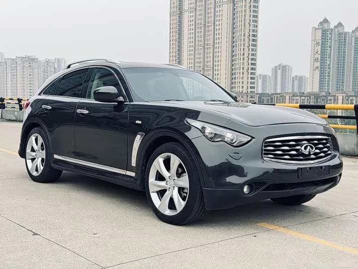 Infiniti FX