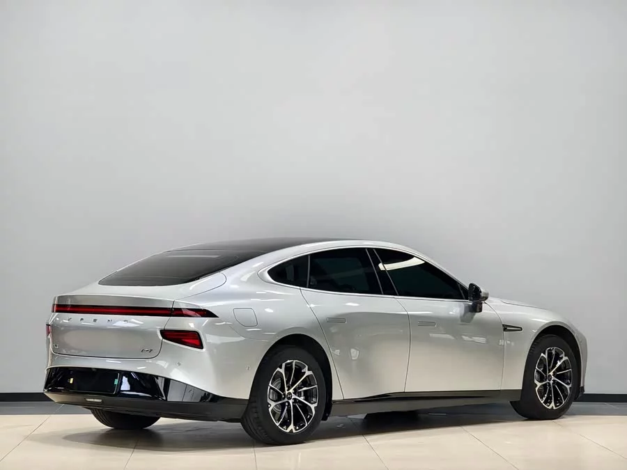 Xpeng P7