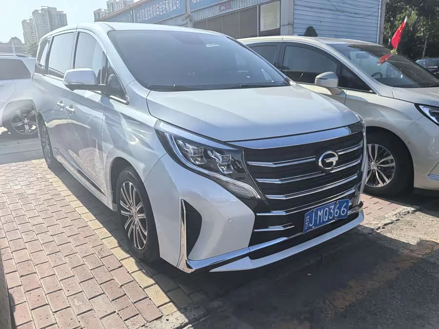 GAC Trumpchi M8
