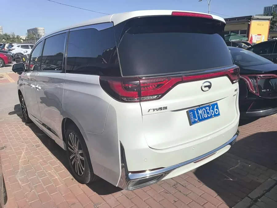 GAC Trumpchi M8