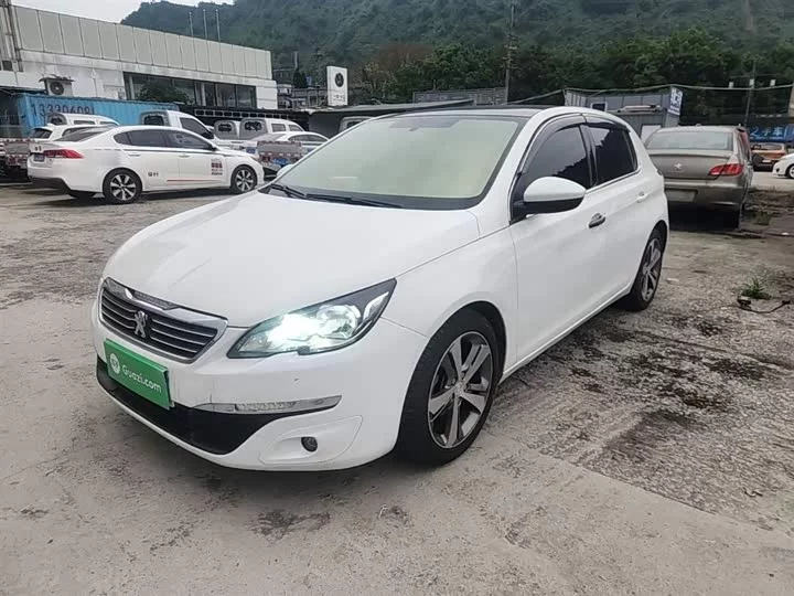 Peugeot 308S