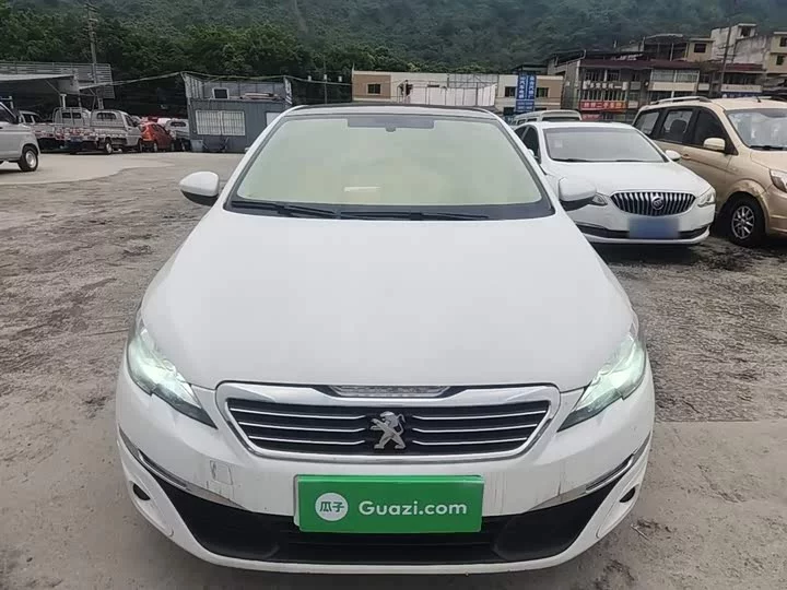 Peugeot 308S