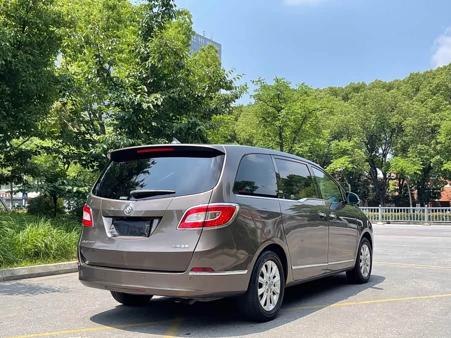 Buick GL8