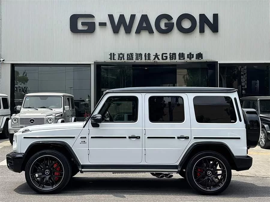 Mercedes Benz G-rated