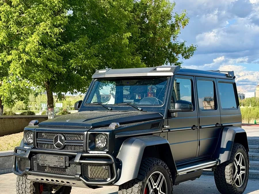 Mercedes Benz G-rated