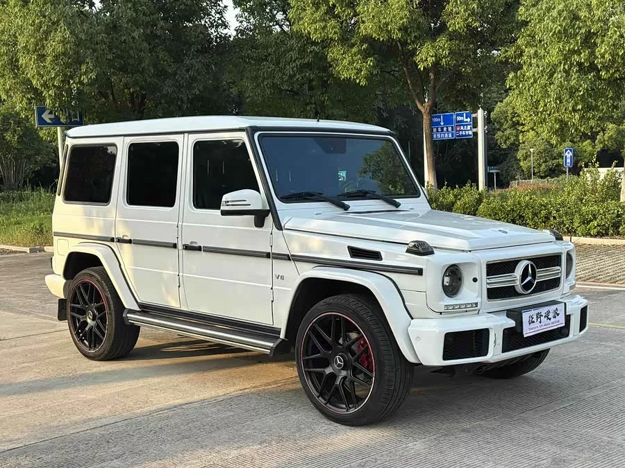 Mercedes Benz G-rated