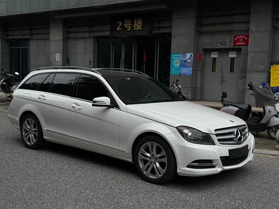 Mercedes-Benz C-Class