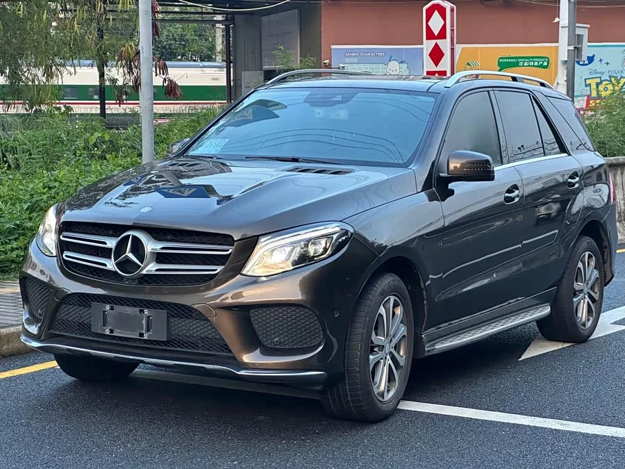 Mercedes Benz GLE (Imported)