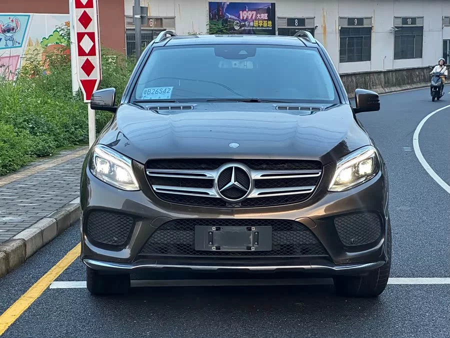 Mercedes Benz GLE (Imported)