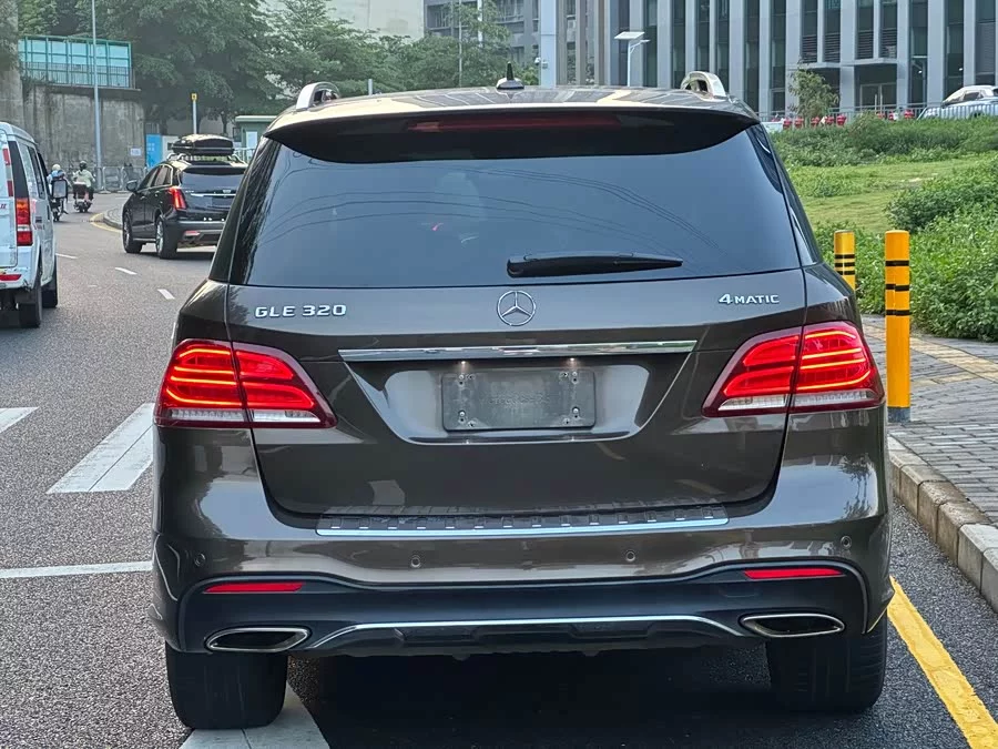 Mercedes Benz GLE (Imported)