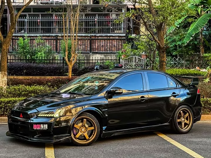 Mitsubishi Winged God