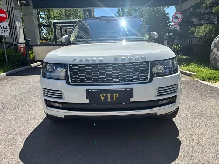 Land Rover range rover