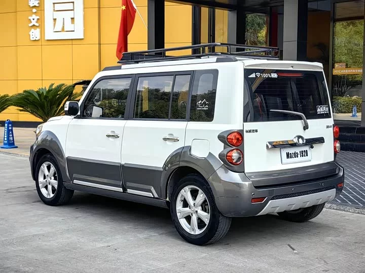 Great Wall M2