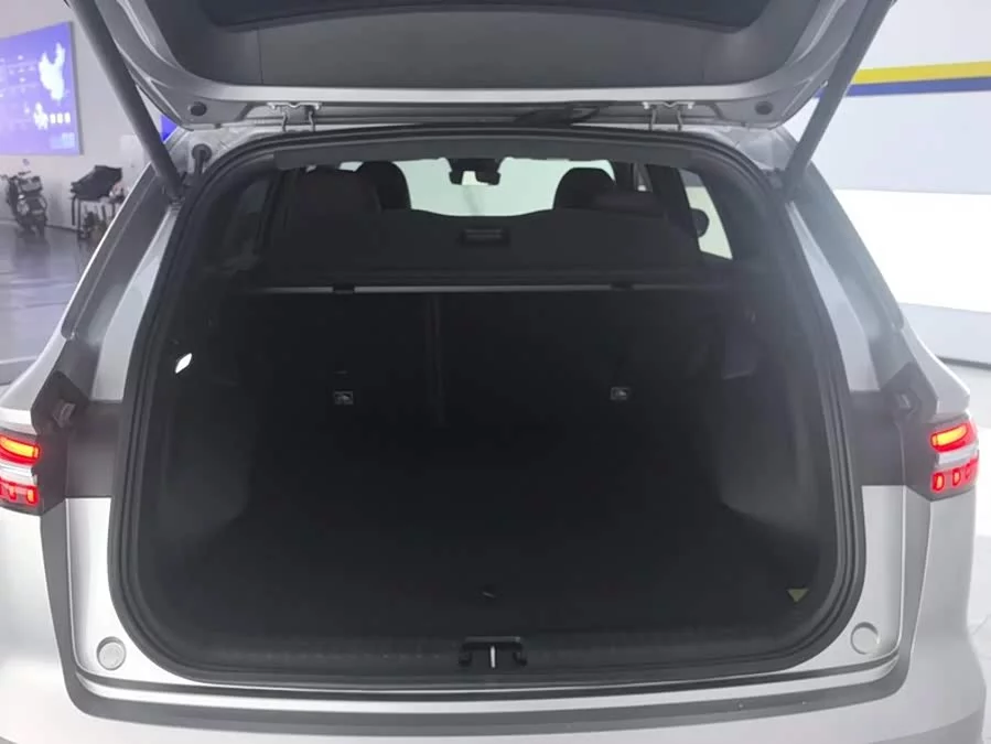 Geely Xingyue L