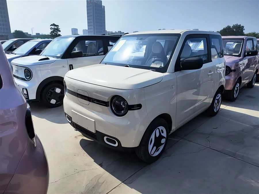 Geely Panda