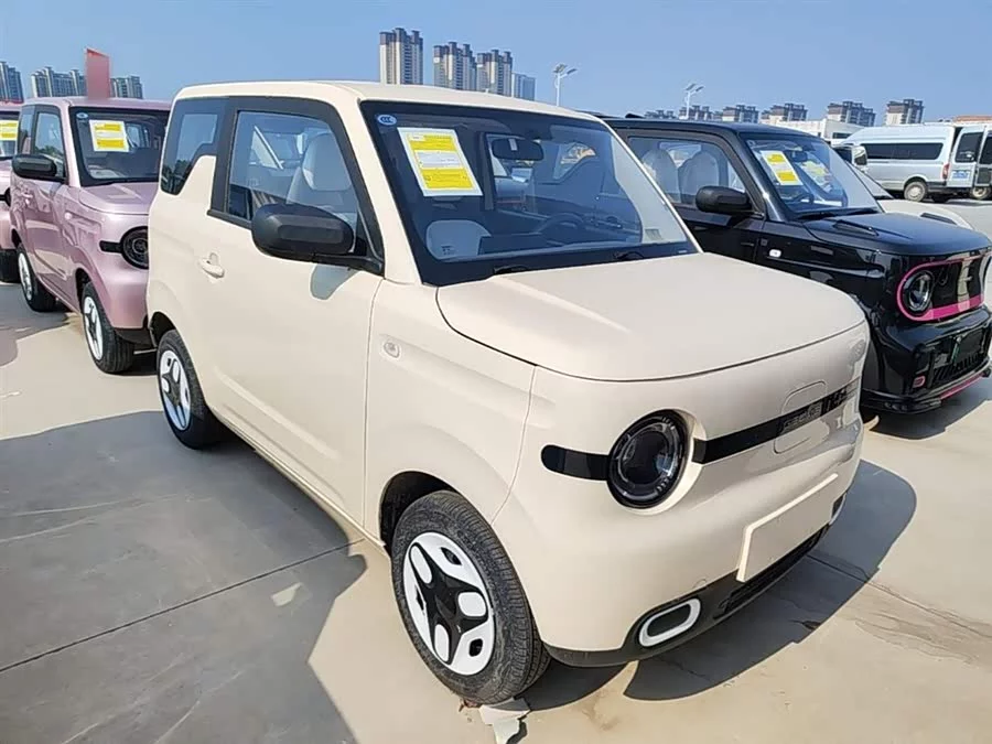 Geely Panda
