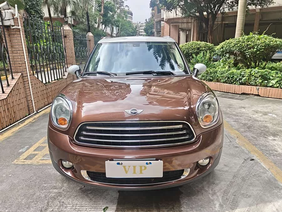 MINI COUNTRYMAN