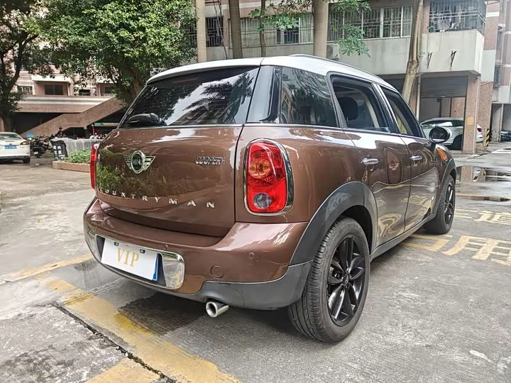 MINI COUNTRYMAN