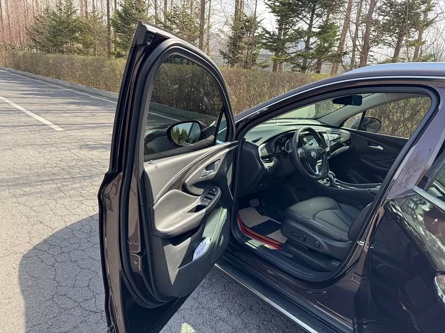 Buick Envision Plus
