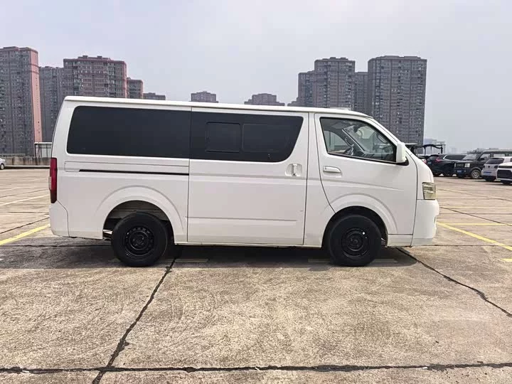 Foton Landscape G7
