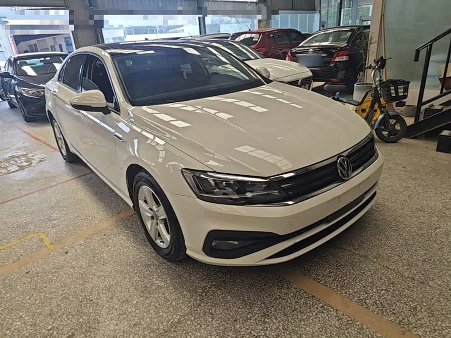 Volkswagen Lingdu