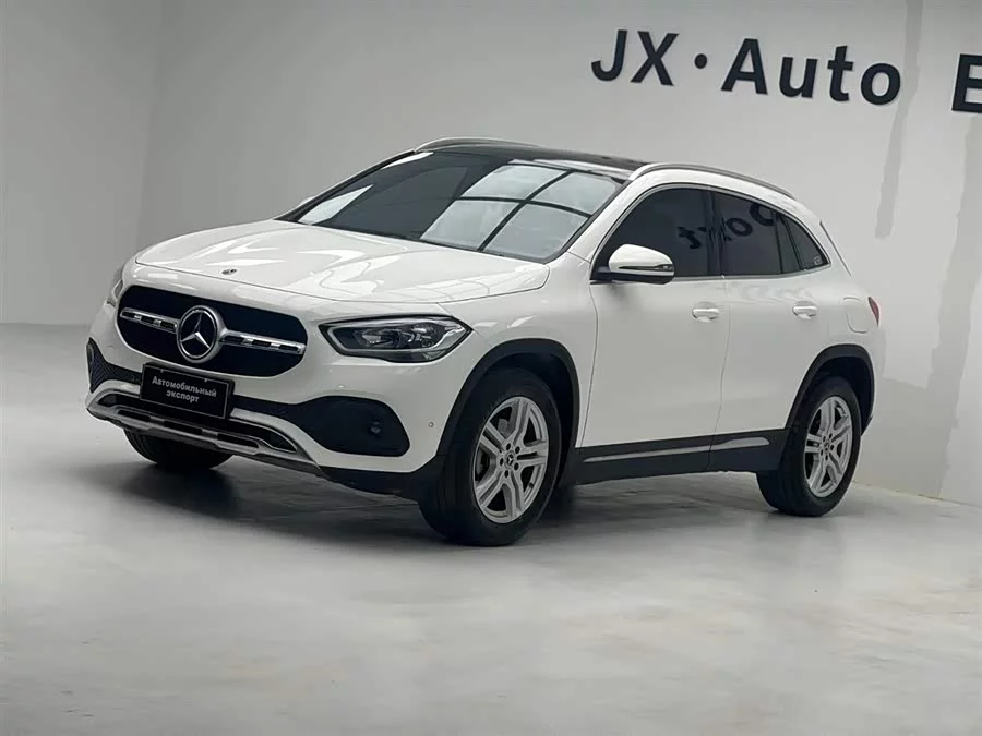 Mercedes Benz GLA