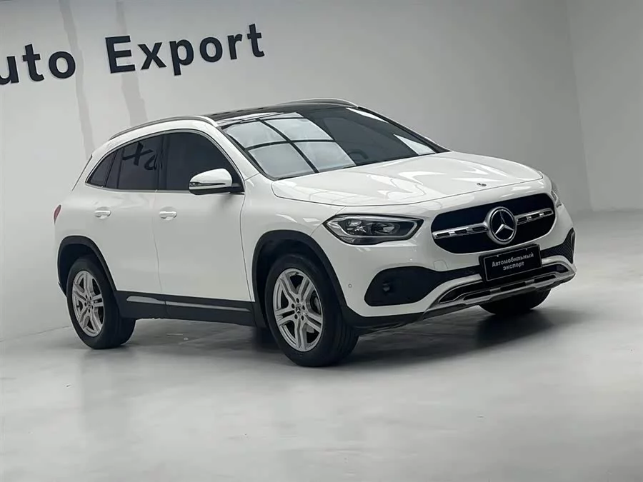 Mercedes Benz GLA