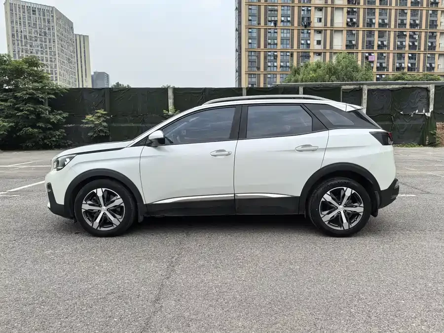 Peugeot 4008