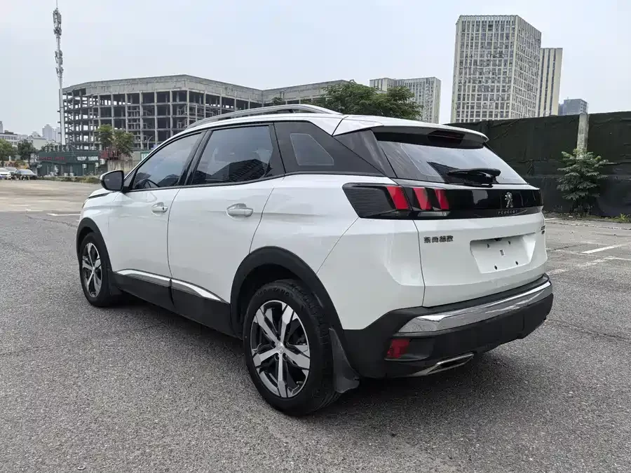 Peugeot 4008