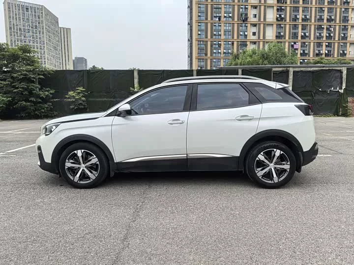 Peugeot 4008