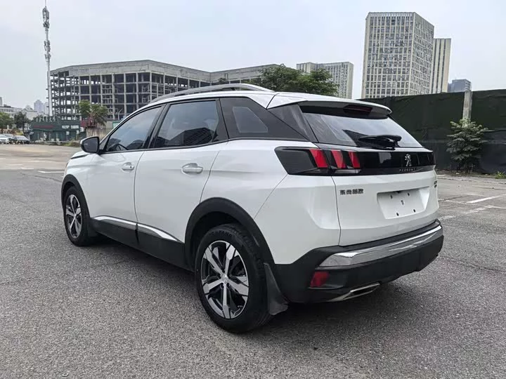 Peugeot 4008
