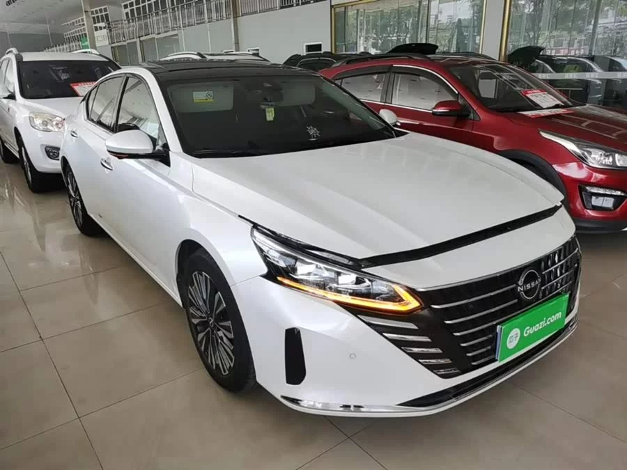 Nissan Teana
