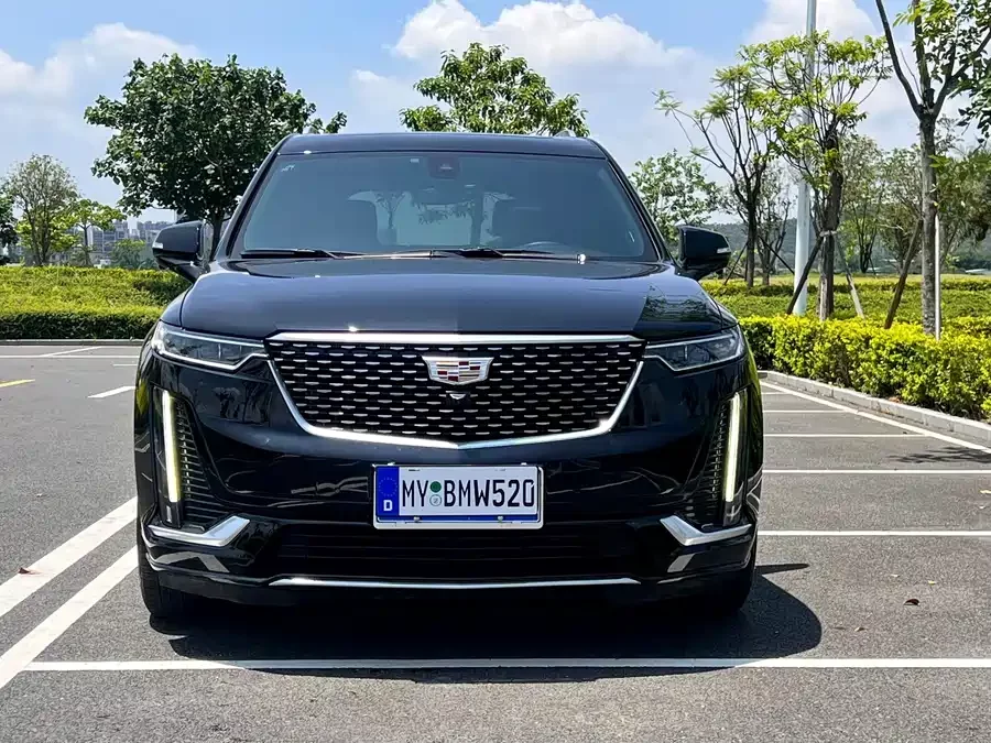 Cadillac XT6