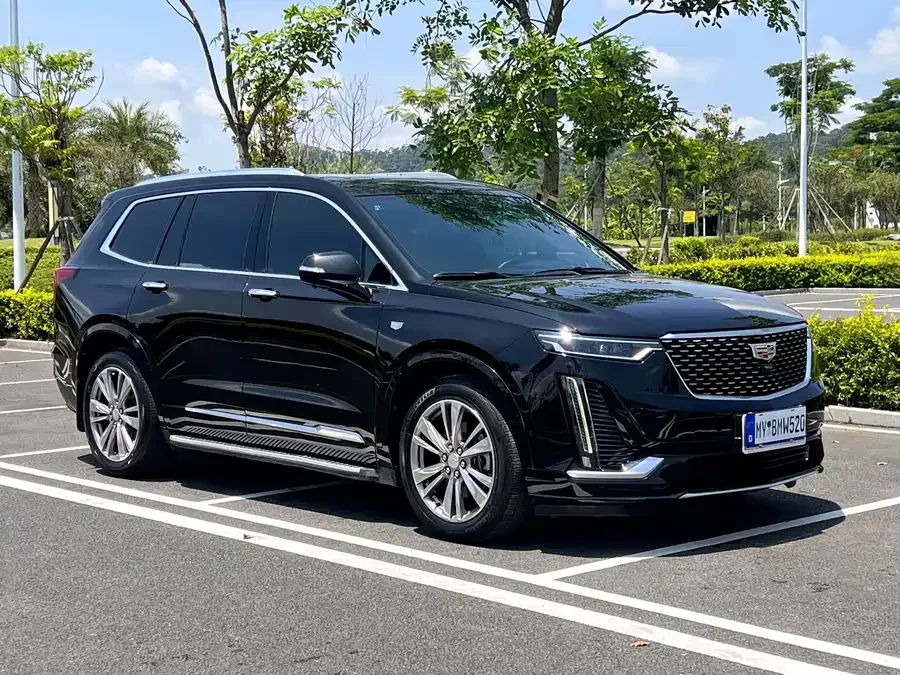 Cadillac XT6