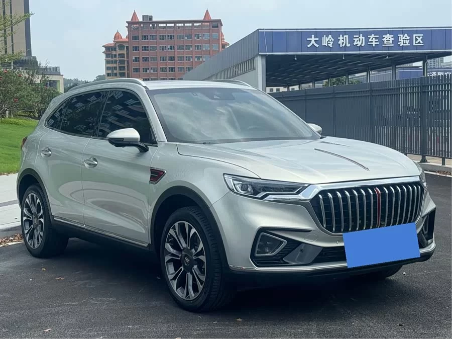 Hongqi HS5